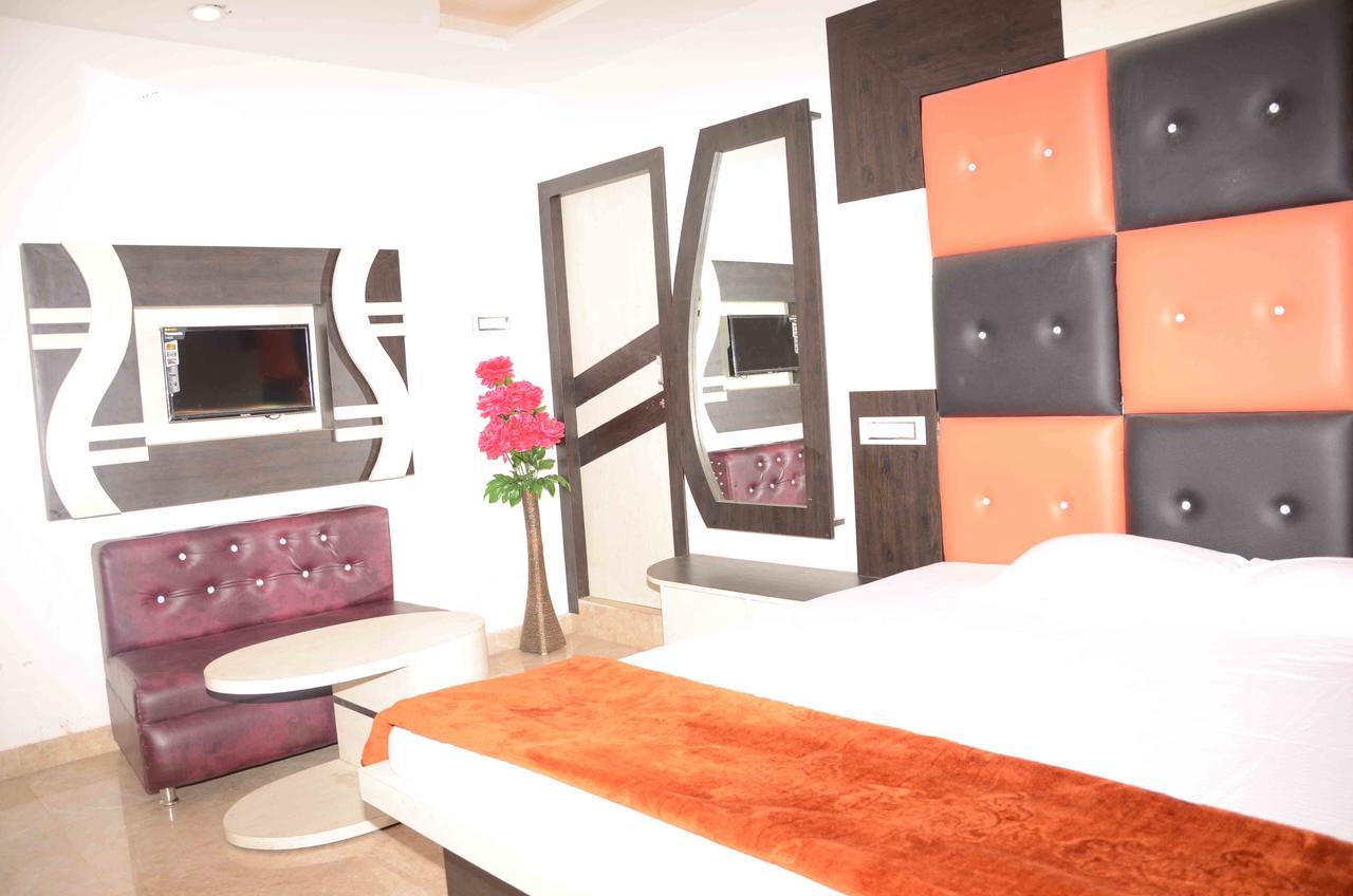 Sasarām Hotel Natraj מראה חיצוני תמונה